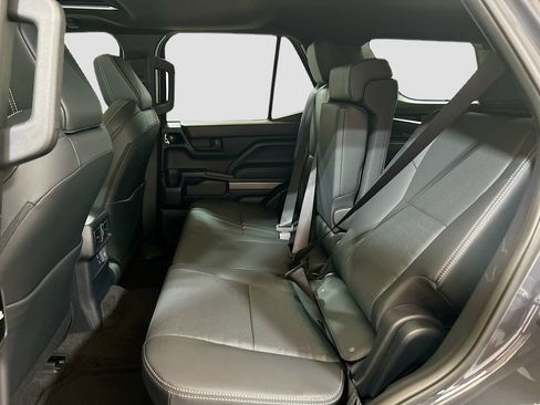 New 2026 Toyota 4Runner TRD Off-Road Premium AWD/4WD image 23