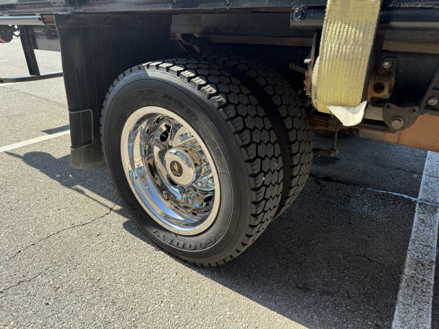 Used 2018 Ford F550 4x4 Regular Cab Super Duty image 11