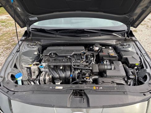 Used 2025 Hyundai Elantra SEL image 33