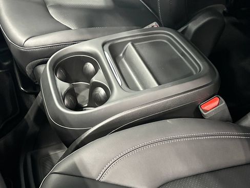 New 2027 Chrysler Pacifica Select AWD/4WD image 23