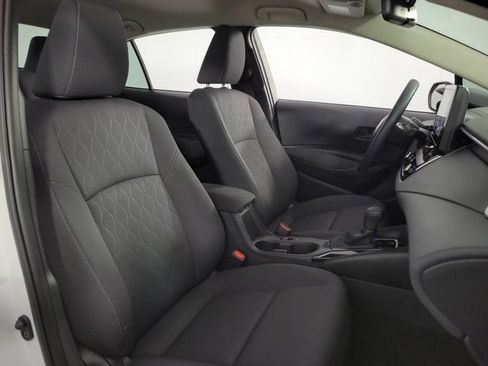 Used 2026 Toyota Corolla LE FWD image 15