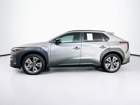 Used 2023 Subaru Solterra AWD image 4
