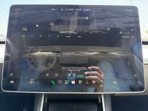 Used 2020 Tesla Model Y Long Range AWD/4WD image 10