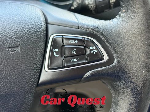 Used 2018 Ford Escape Titanium w/ Ford Safe & Smart Package FWD image 26
