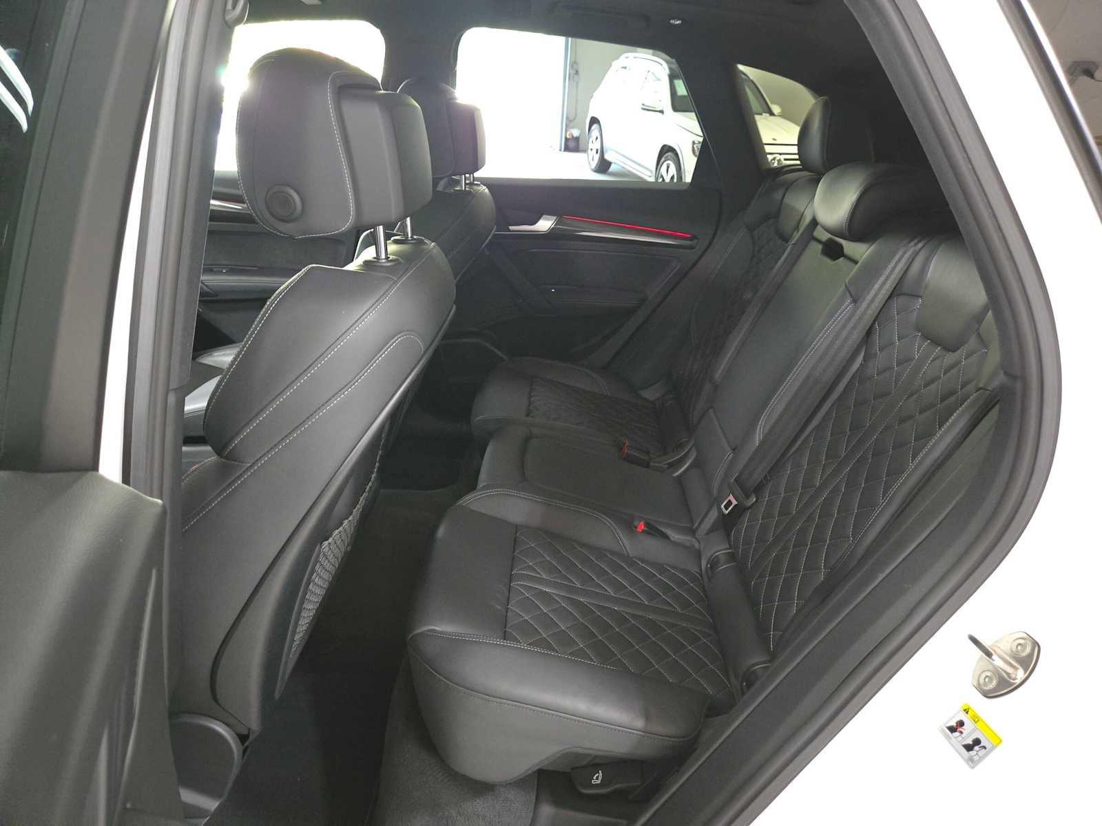 Used 2021 Audi SQ5 Prestige AWD/4WD image 16