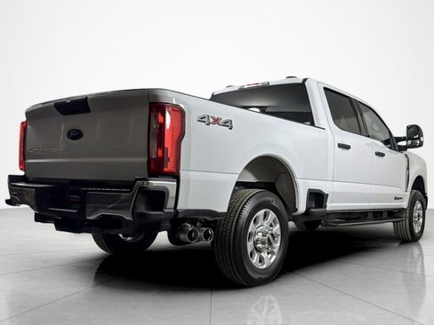 Used 2024 Ford F350 XLT AWD/4WD image 5