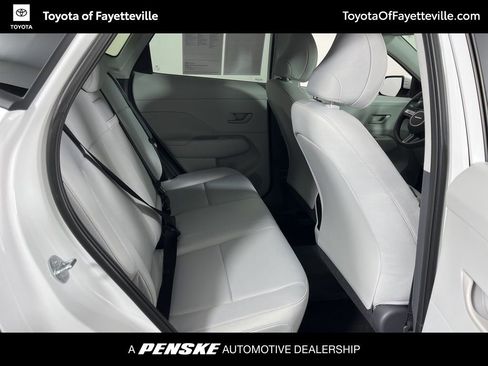 Used 2025 Hyundai Kona SEL image 7