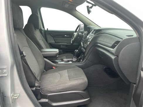 Used 2017 Chevrolet Traverse LT FWD image 22