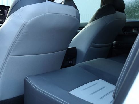 Used 2025 Toyota Tacoma TRD Off-Road image 7