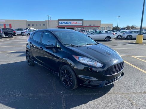 Used 2019 Ford Fiesta ST-Line image 1