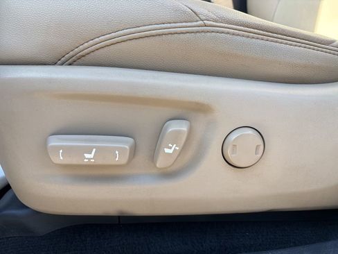 Used 2019 Toyota 4Runner SR5 Premium image 13