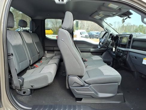 New 2026 Ford F350 XLT w/ FX4 Off-Road Package AWD/4WD image 16