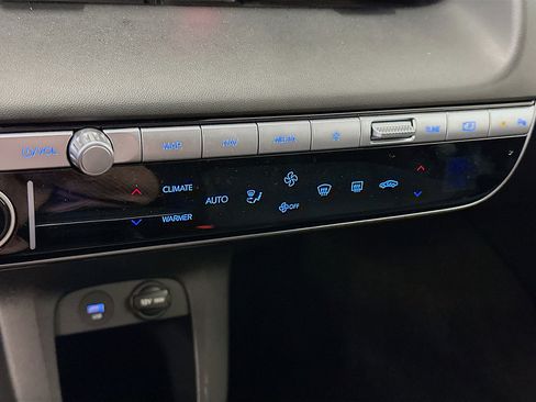 Used 2023 Hyundai Ioniq 5 SE image 24