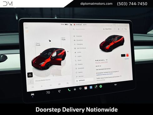 Used 2022 Tesla Model Y Performance AWD/4WD image 32