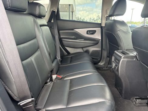 Used 2024 Nissan Murano SV AWD/4WD image 7