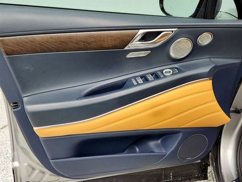 Used 2024 Genesis GV80 3.5T w/ Prestige Package image 11