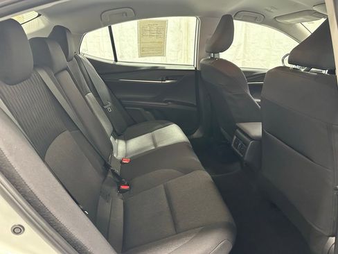 Used 2025 Toyota Camry LE image 54