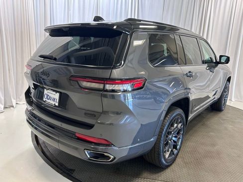 Used 2024 Jeep Grand Cherokee L Summit AWD/4WD image 32