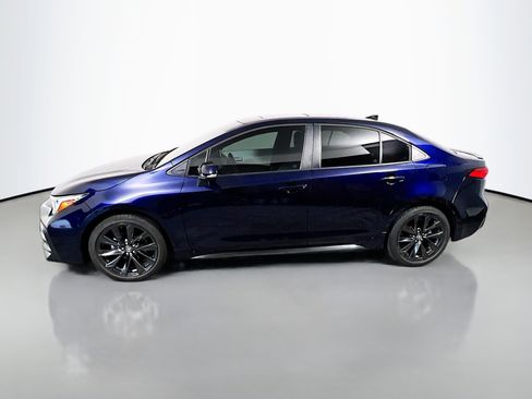 Used 2023 Toyota Corolla SE w/ SE Premium Package FWD image 9