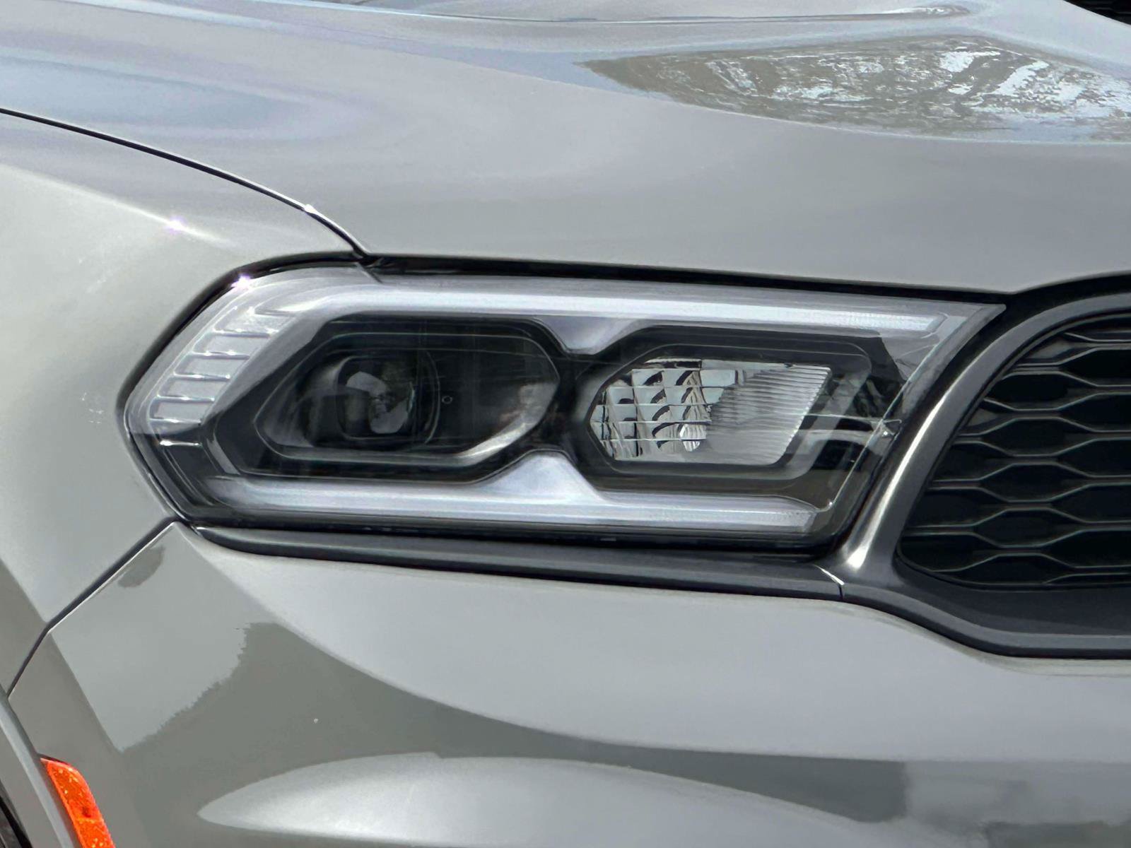 Used 2023 Dodge Durango R/T AWD/4WD image 8
