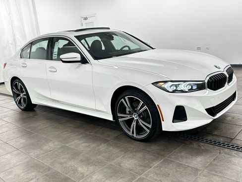 Used 2024 BMW 330i xDrive Sedan w/ Premium Package AWD/4WD image 6