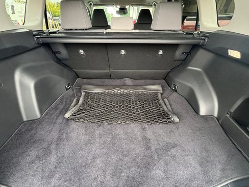 Used 2023 Toyota RAV4 XLE w/ Convenience Package FWD image 31