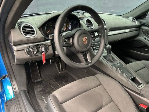 Certified 2025 Porsche 718 Cayman GT4 RS image 4