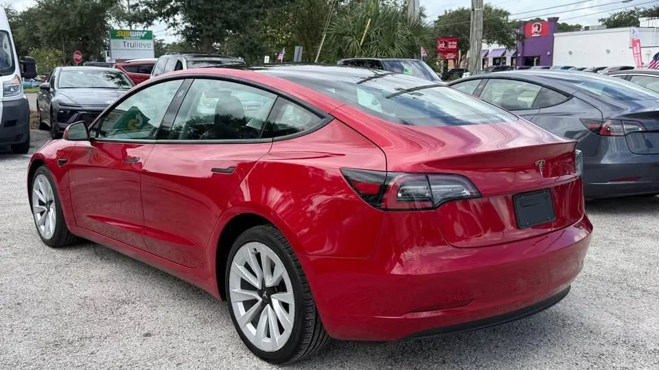 Used 2023 Tesla Model 3 Standard Range RWD image 7