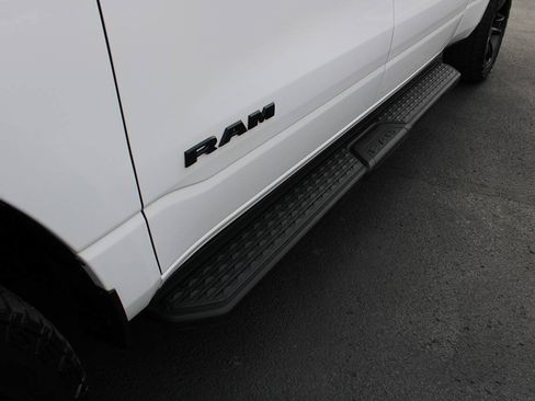 Used 2021 RAM 1500 Big Horn AWD/4WD image 11