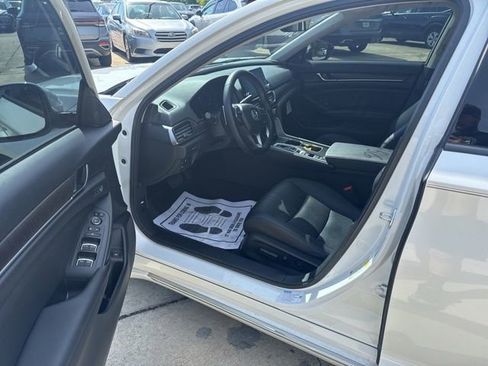 Used 2021 Honda Accord EX-L image 11