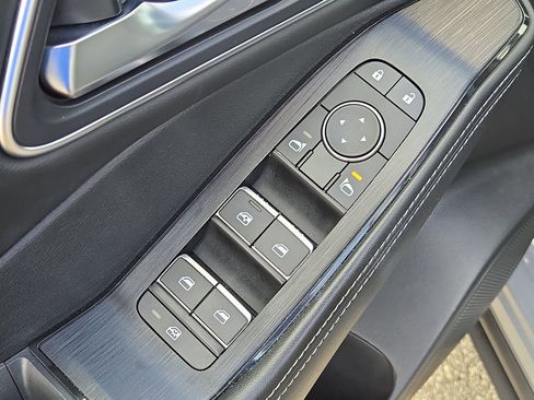 Used 2023 Nissan Rogue Platinum w/ Platinum Premium Package image 15