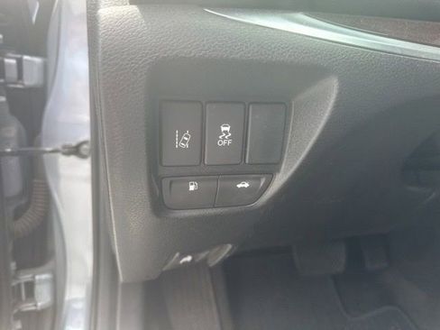 Used 2015 Acura TLX V6 w/ Technology Package FWD image 6