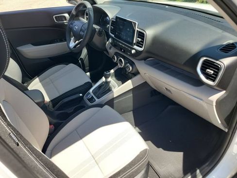 New 2026 Hyundai Venue SEL FWD image 23