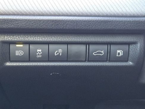 Used 2026 Toyota Camry SE w/ Multimedia Upgrade Package image 24