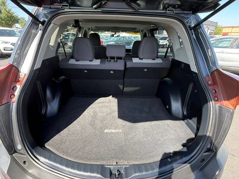 Used 2013 Toyota RAV4 XLE FWD image 30
