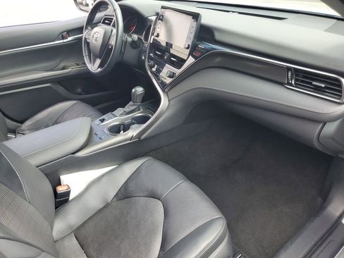 Used 2024 Toyota Camry XSE image 30
