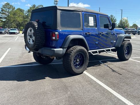 Used 2020 Jeep Wrangler Unlimited Sport AWD/4WD image 28