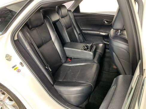 Used 2014 Toyota Avalon Limited w/ Technology Package image 35