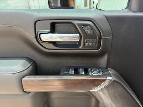 Used 2021 GMC Sierra 1500 SLT RWD image 4