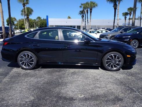 Certified 2023 Hyundai Sonata Limited w/ Cargo Package FWD image 3