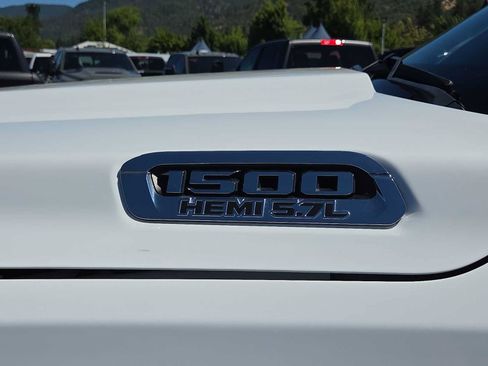 Used 2023 RAM 1500 Laramie AWD/4WD image 15