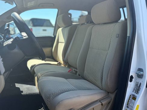 Used 2013 Toyota Tundra 4x4 Double Cab w/ Tow Pkg image 14