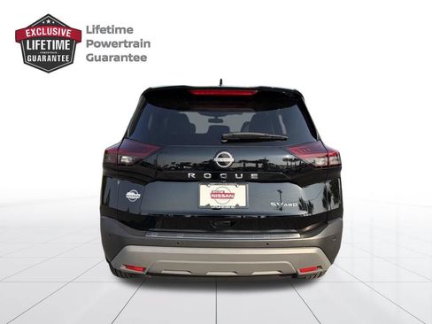 Certified 2023 Nissan Rogue SV w/ SV Premium B Package AWD/4WD image 4