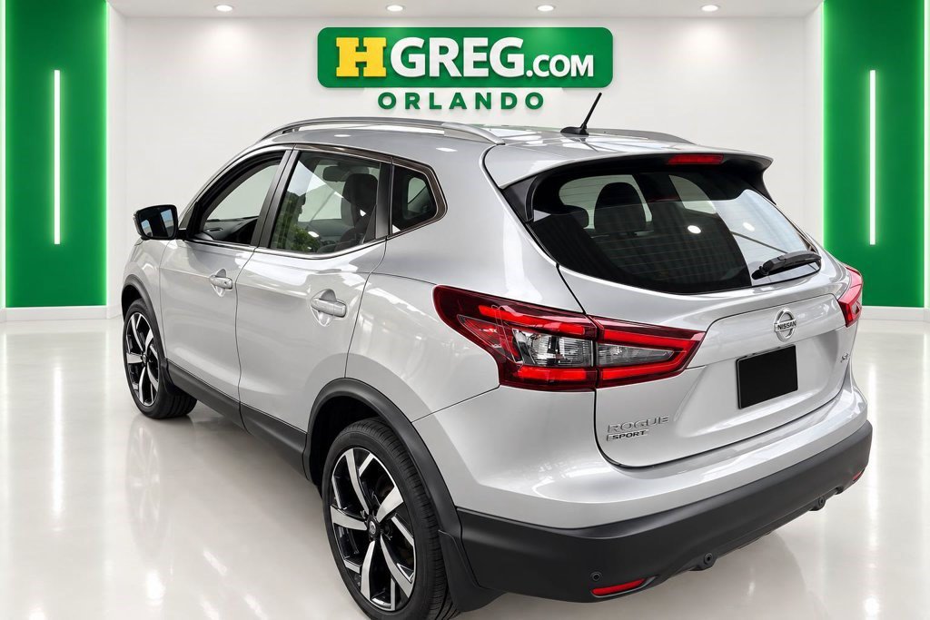 Used 2021 Nissan Rogue Sport SL w/ Premium Package FWD image 2