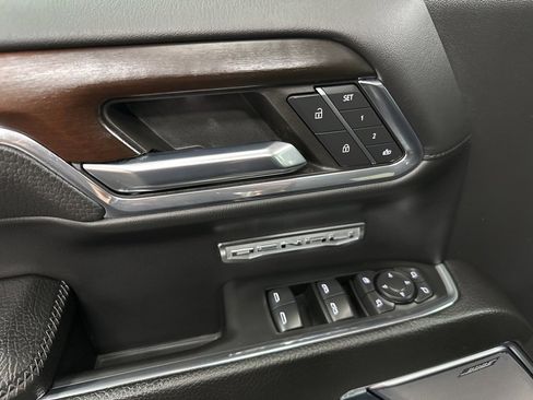 Used 2024 GMC Sierra 1500 Denali w/ Denali Reserve Package image 20