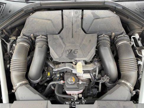 Used 2024 Genesis GV70 3.5T Sport w/ Sport Prestige Package AWD/4WD image 8