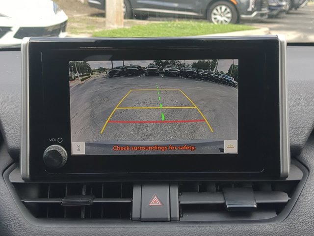 Used 2025 Toyota RAV4 LE AWD/4WD image 23