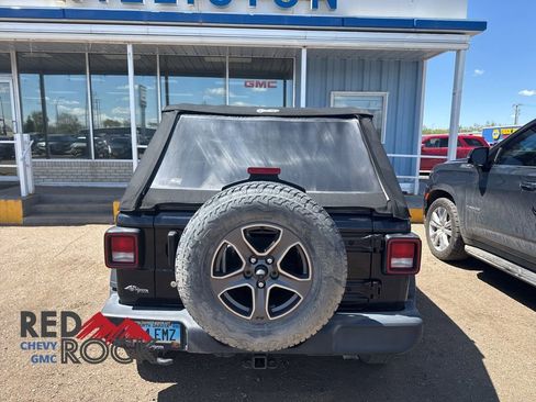 Used 2019 Jeep Wrangler Unlimited Sport AWD/4WD image 9