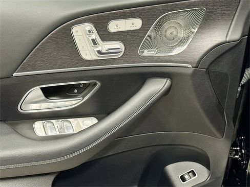 Certified 2022 Mercedes-Benz GLS 450 4MATIC image 18
