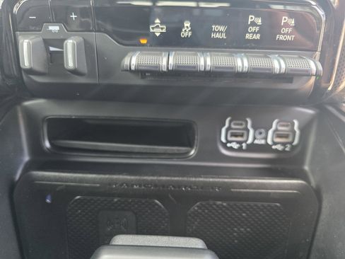 Certified 2022 RAM 1500 Limited image 23